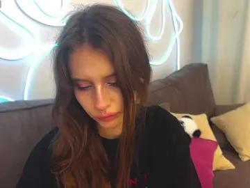 Kissnotilt  live sex cam
