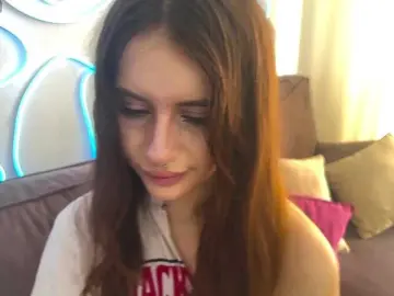 Kissnotilt  live sex cam