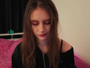 Kissnotilt  live sex cam
