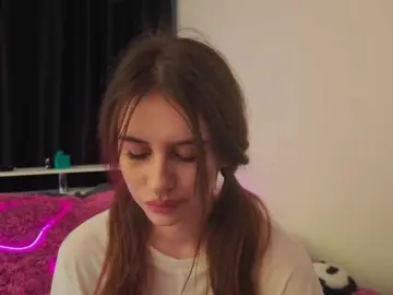 Kissnotilt  live sex cam