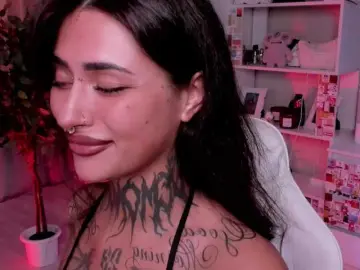 DarkFlame223  live sex cam
