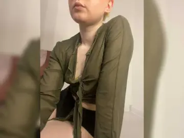 Larast  live sex cam
