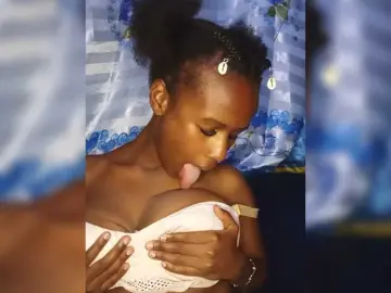 MidnightSiren  live sex cam