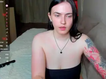 Witch-lady18  live sex cam