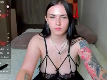 Witch-lady18  live sex cam
