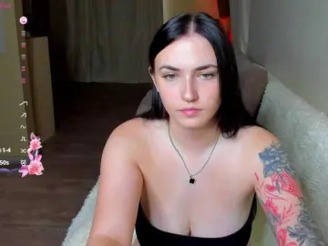 Witch-lady18  live sex cam