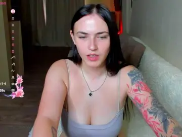 Witch-lady18  live sex cam