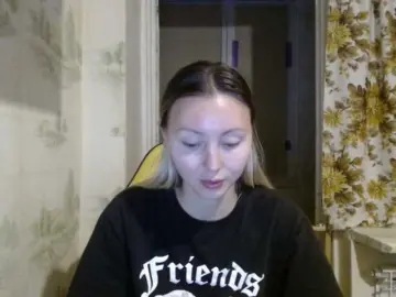 AliceSmiles  live sex cam