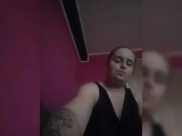 Brenda4pup  live sex cam