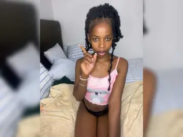 Larrine  live sex cam