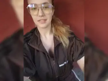 SorelleNoir  live sex cam
