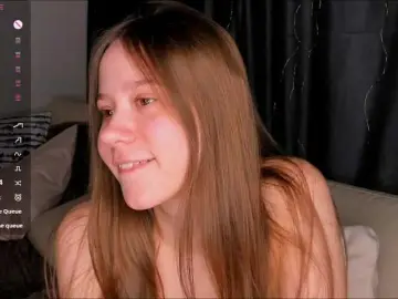 ViollaFoxxy  live sex cam