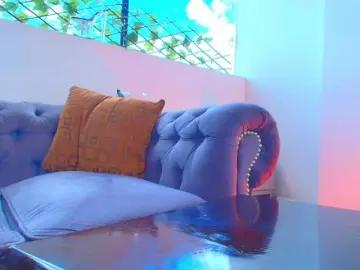 Elinne-hendrix  live sex cam