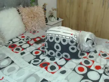 Neereaa  live sex cam