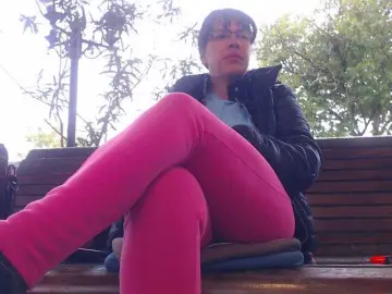 AnnBigLabia  live sex cam