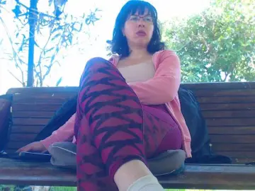 AnnBigLabia  live sex cam