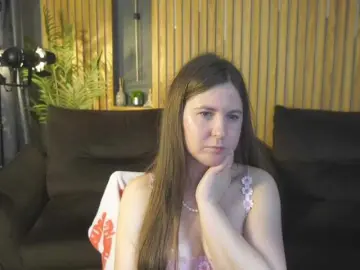 CraveeDoll  live sex cam