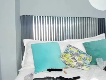 HunterIgnis  live sex cam