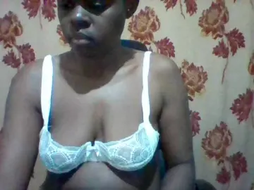 Ivyna2  live sex cam