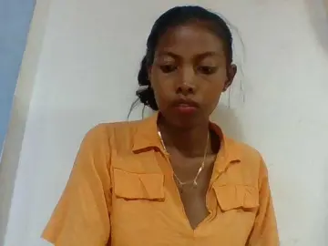 Layah7  live sex cam