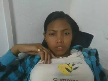 Layah7  live sex cam