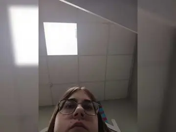 Lilo79  live sex cam