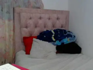 Alexandra-94  live sex cam