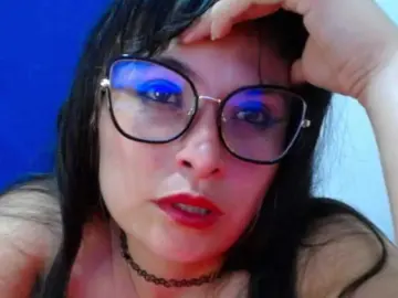 Alexandra-94  live sex cam