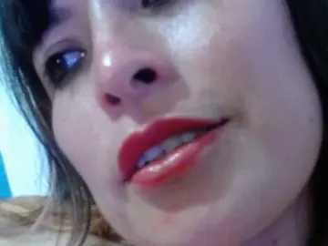 Alexandra-94  live sex cam