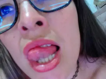 Alexandra-94  live sex cam