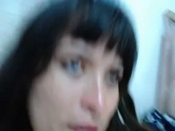 Alexandra-94  live sex cam
