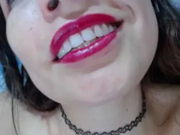 Alexandra-94  live sex cam