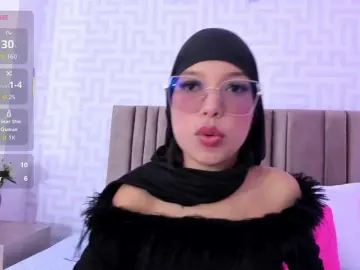 Naishaa1  live sex cam