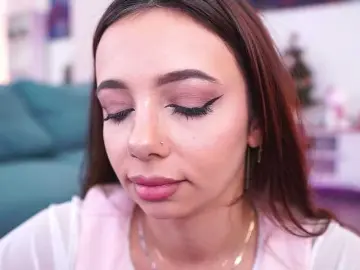 AishaBee  live sex cam