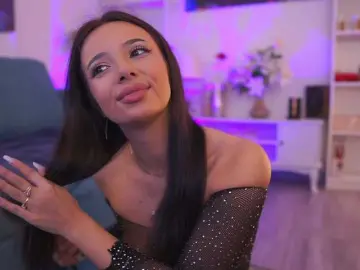 AishaBee  live sex cam