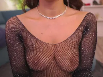 AishaBee  live sex cam