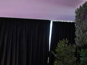 AishaBee  live sex cam
