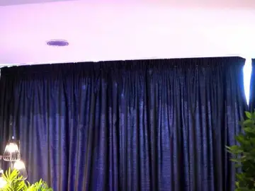 AishaBee  live sex cam