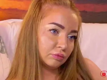 EVEFOX  live sex cam
