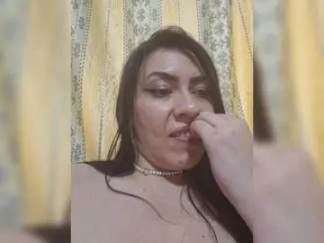 EdenaVega  live sex cam