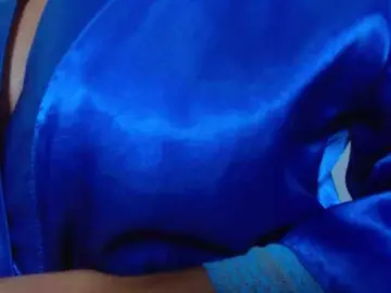 Emilyht  live sex cam