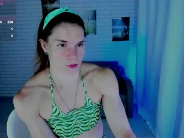 Lisa-Ray  live sex cam