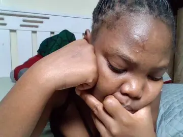 Sexyicey  live sex cam