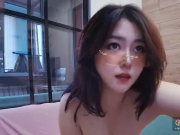 Yunlihn  live sex cam