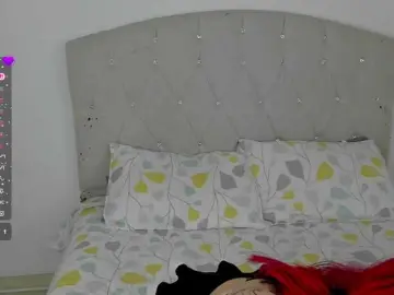 KateMessy1  live sex cam