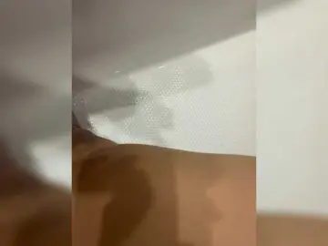 Ksenia-8  live sex cam