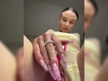 Desorwss  live sex cam