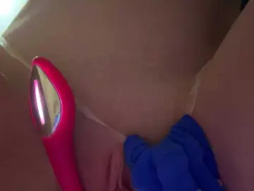 Desorwss  live sex cam