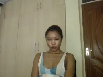 Sumeyhia  live sex cam