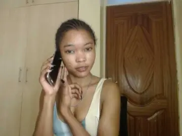 Sumeyhia  live sex cam